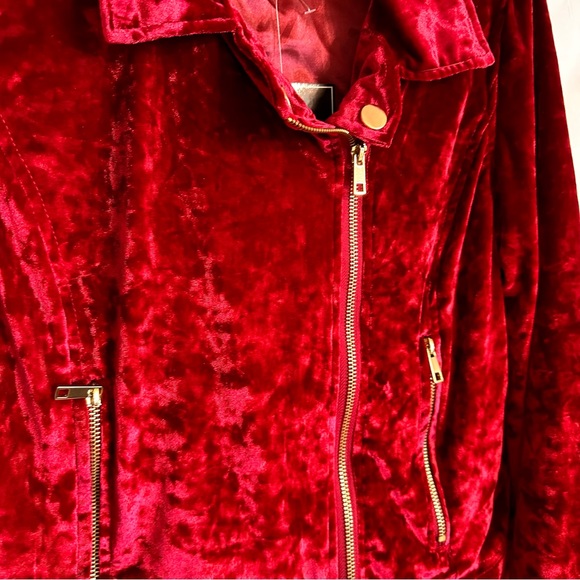 Urban Retro Crushed Velvet Jacket - Picture 4 of 12